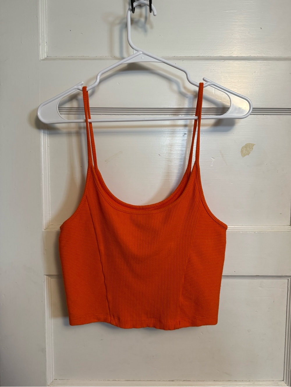 Urban Outfitters orange ribbed cropped tank top Size LG
